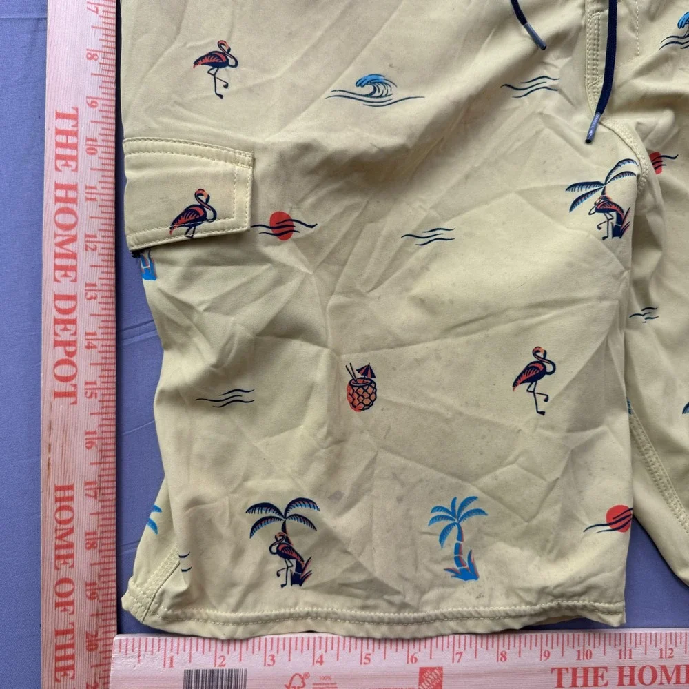 ONeill Mens Yellow Tropical Flamingo‎ Palm Tree Board Shorts Size 36 Swim Trunks